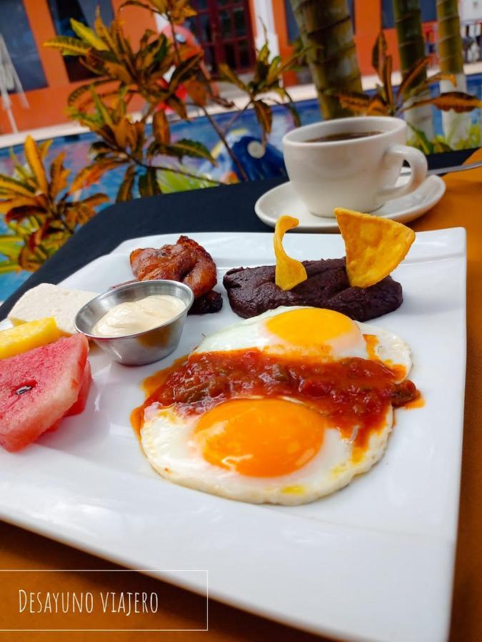 Hotel Puerto Libre Пуерто Бариос Екстериор снимка