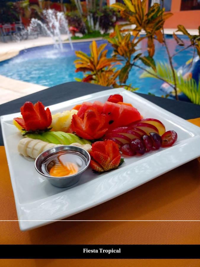 Hotel Puerto Libre Пуерто Бариос Екстериор снимка