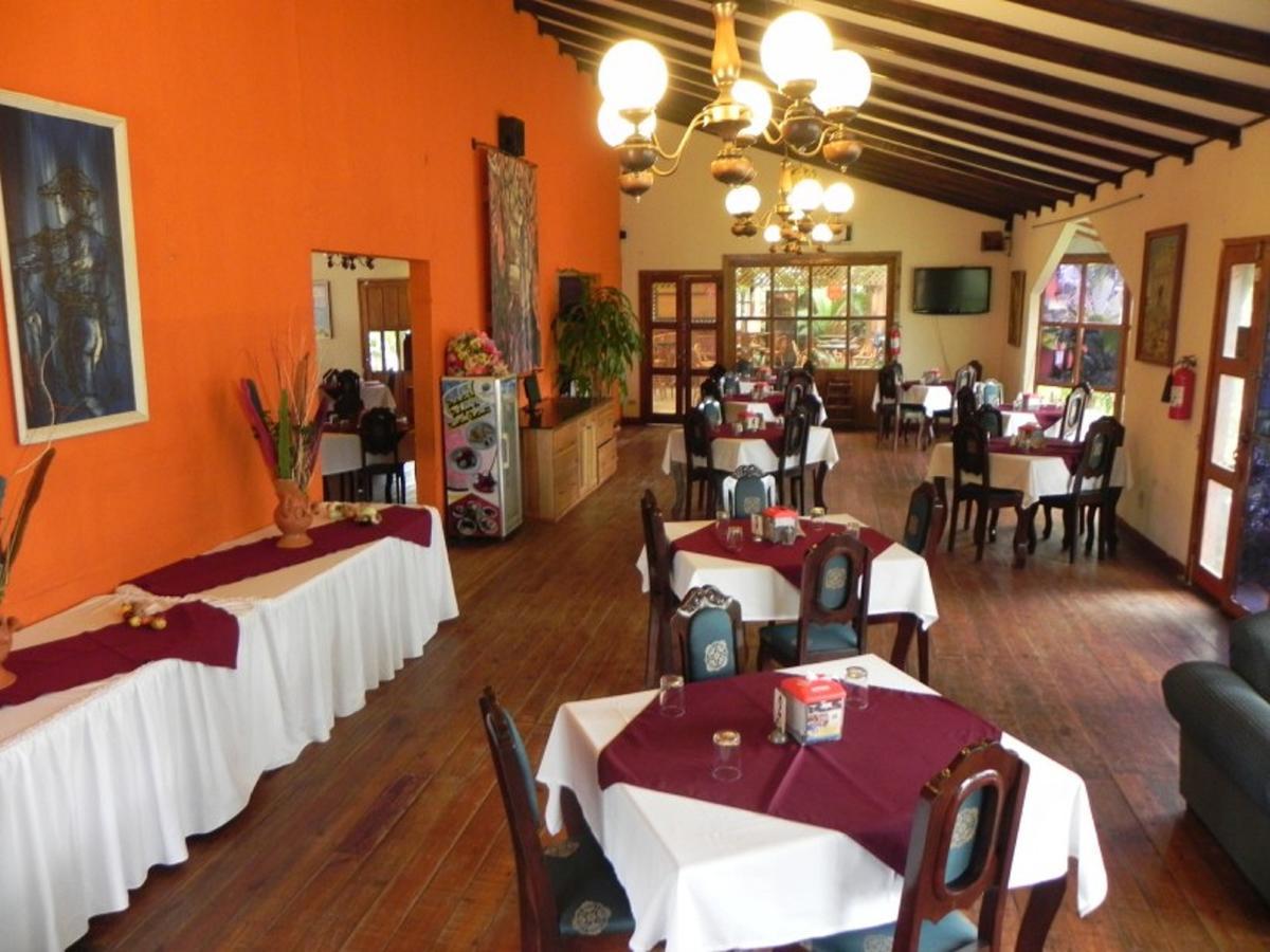 Hotel Puerto Libre Пуерто Бариос Екстериор снимка