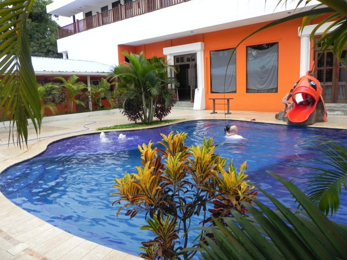 Hotel Puerto Libre Пуерто Бариос Екстериор снимка